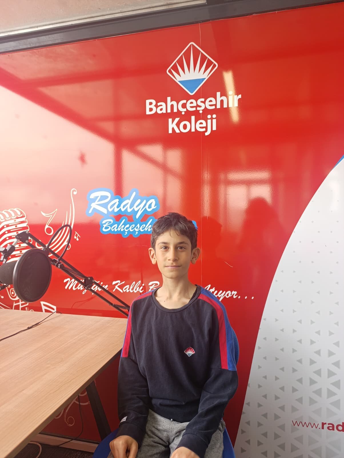 MÜNİR TAHA AY