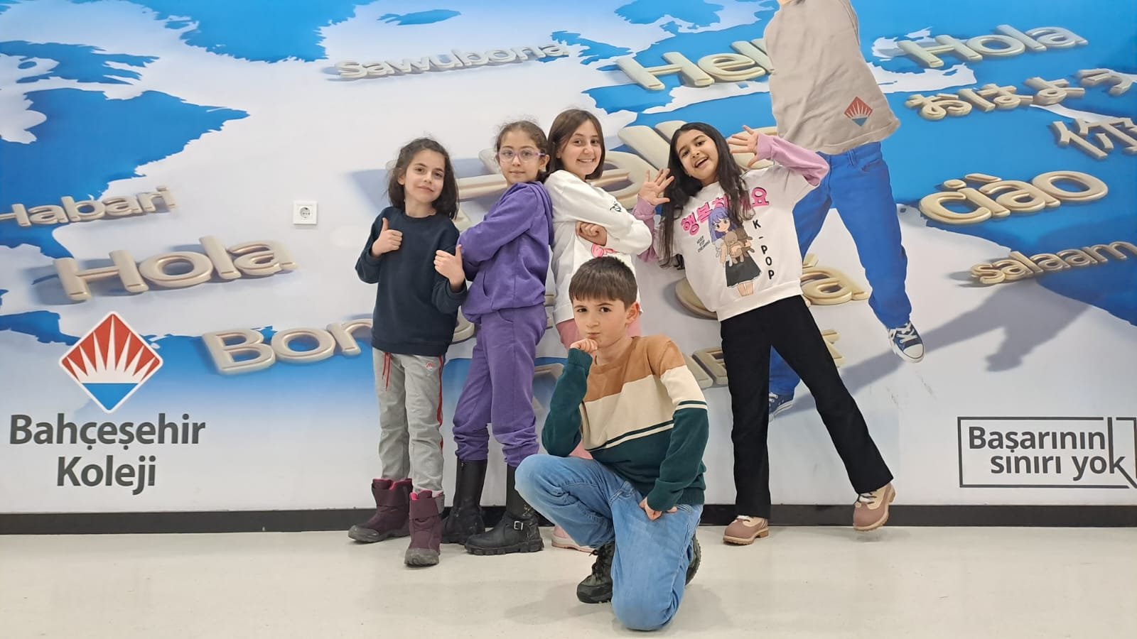 İREM ALTUNÇ-ALPEREN MUSAB-SALİHA EBRAR  KOTAN-ELİF GÜZEYYA BİNGÖL-HELİN BARAN